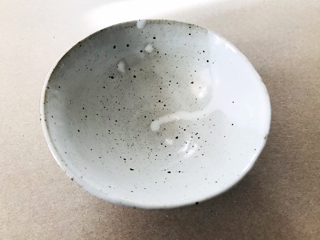 Inside bowl detail 